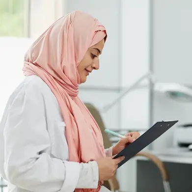 Who is the occupational health diploma programme aimed at?